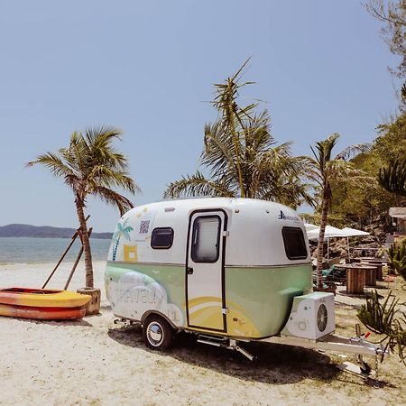 Langkawi Pantai Cenang - Private Beach Glamping Experience Екстериор снимка